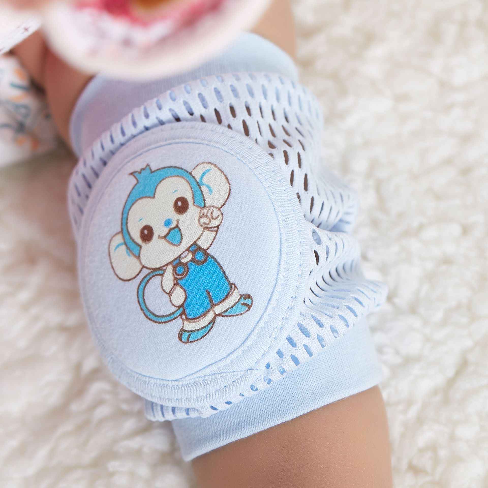 Children’s Breathable Mesh Knee Pads – Crawling & Walking Safety Elbow Pads, Cute Animal Designs (14×10cm, Ages 0–4)